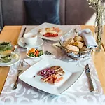 Partizan Hotel Tale