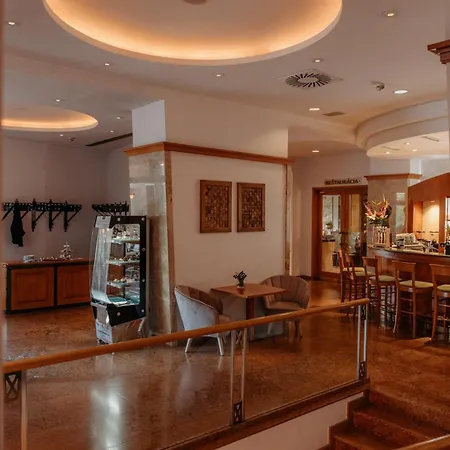 Partizan Hotel Tále