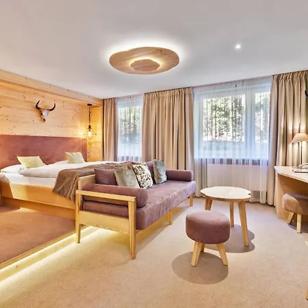 Hotel Partizan Tale
